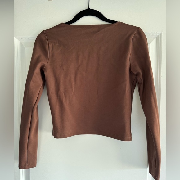 Abercrombie & Fitch Brown Long Sleeve Cropped Shirt - Picture 3 of 3